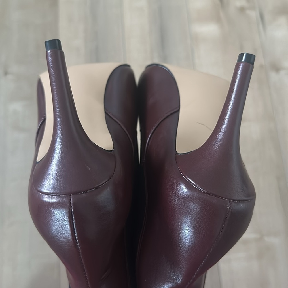 Boots - Picture 5 of 7